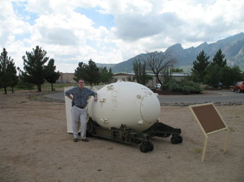 2006_09_12 Randy at WSMR with MK3.jpg